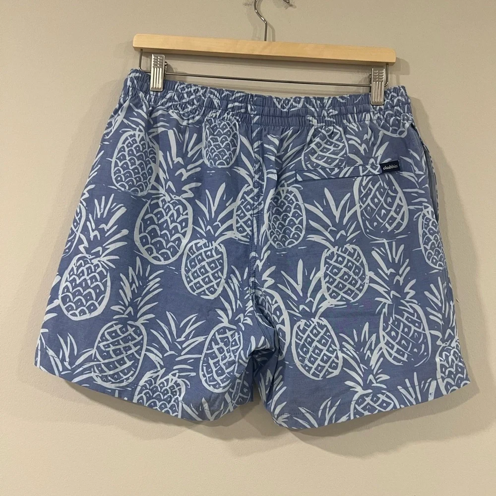 Chubbies The Thigh-Napples 5.5” Swim Trunks Pineapple Print Blue White Size L